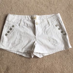 White cotton shorts